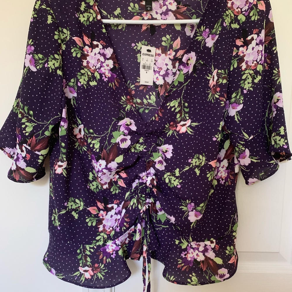 Floral dots short sleeve flirty cinched